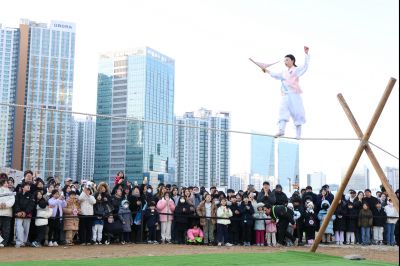 2026 화성특례시 제2회 정월대보름 한마당 C1KS3376_resize.JPG