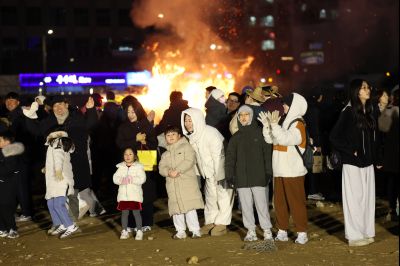 2026 화성특례시 제2회 정월대보름 한마당 C1KS4880_resize.JPG