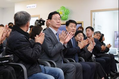 시립 반려동물 진료 및 입양센터 개청식 0D0A2043_resize.jpg