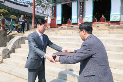 용주사 천보루 보물지정 기념식 0D0A2978_resize.jpg