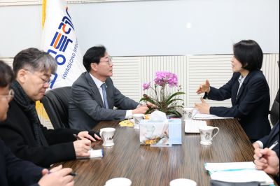 지방자치학회 부회장 위촉식 C1KS7486_resize.JPG