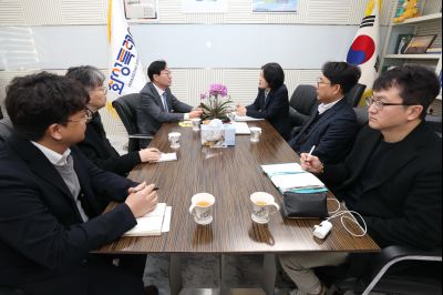 지방자치학회 부회장 위촉식 C1KS7491_resize.JPG