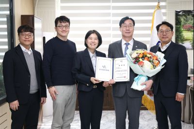 지방자치학회 부회장 위촉식 C1KS7586_resize.JPG