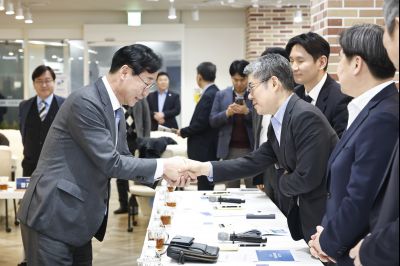 화성시 반도체산업발전협의회 발대식 20260312 화성시 반도체산업발전협의회 발대식_01_resize.jpg