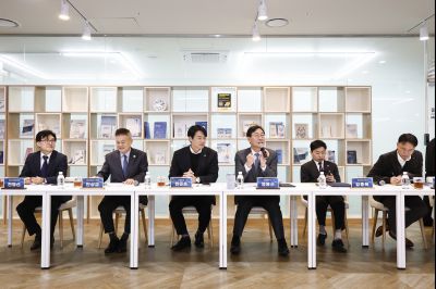 화성시 반도체산업발전협의회 발대식 20260312 화성시 반도체산업발전협의회 발대식_09_resize.jpg