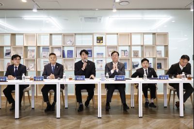 화성시 반도체산업발전협의회 발대식 20260312 화성시 반도체산업발전협의회 발대식_10_resize.jpg