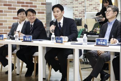 화성시 반도체산업발전협의회 발대식 20260312 화성시 반도체산업발전협의회 발대식_22_resize.jpg