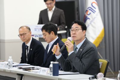 동탄인덕원선 시민 모니터링단 위촉식 20260313 동탄인덕원선 시민 모니터링단 위촉식_19_resize.jpg