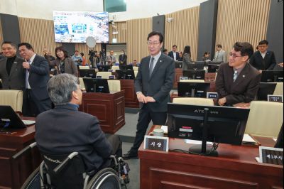 제249회 임시회 제1차 본회의 0D0A4106_resize.jpg