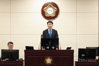 제249회 임시회 제1차 본회의 0D0A4203_resize.jpg