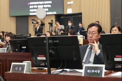 제249회 임시회 제1차 본회의 0D0A4351_resize.jpg