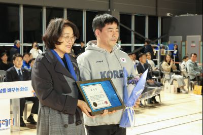 화성시협회장기&바르다임병원장배 배드민턴대회 0D0A1328_resize.jpg