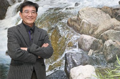 동삼 하윤보 화백 프로필 사진