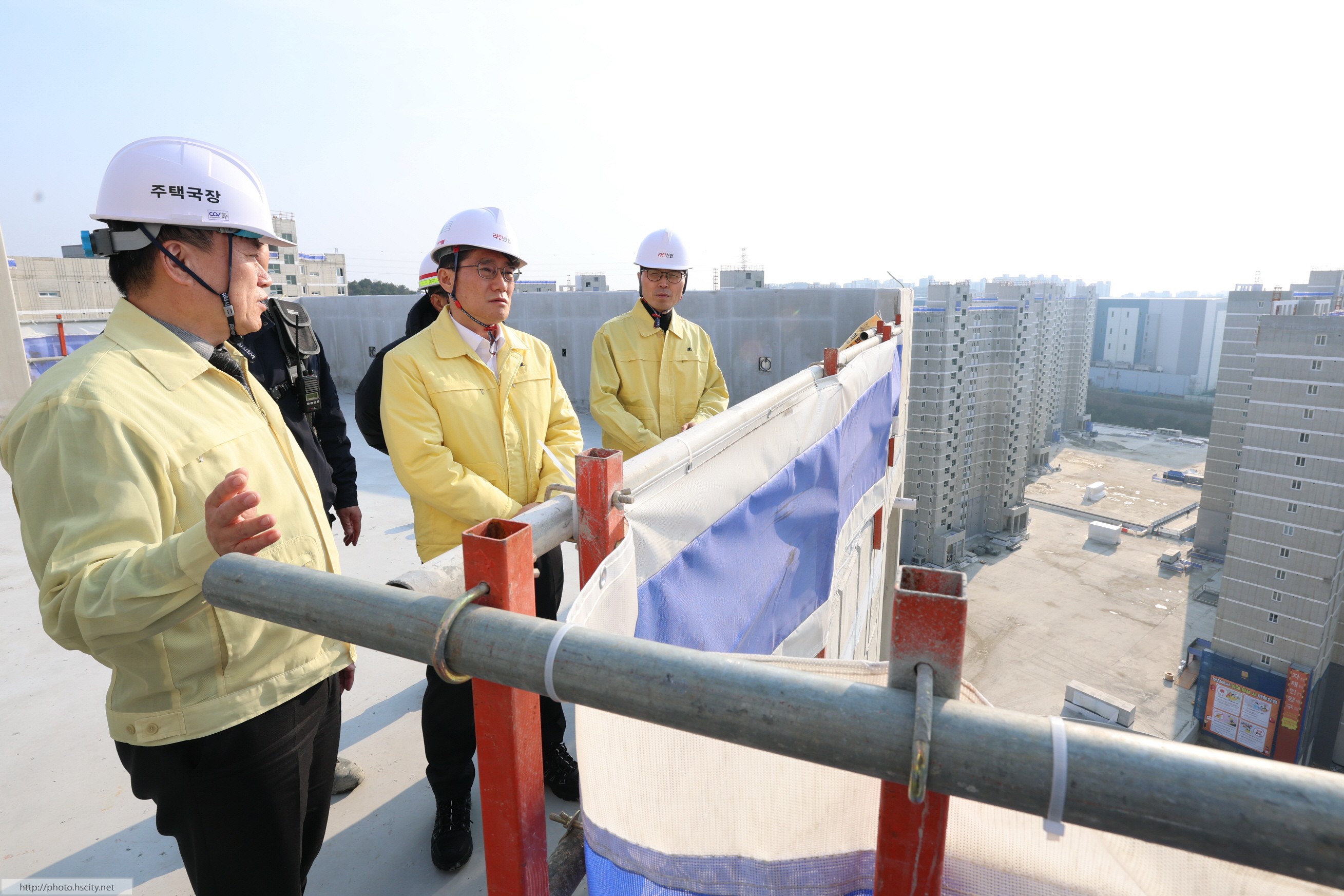 윤성진 제1 부시장 해빙기 대비 동탄2지구 민간 건축공사 현장 점검 