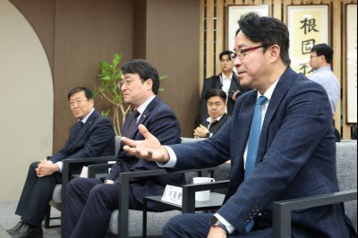 화성특례시-한국부동산원 업무협약 0D0A6724_resize.jpg