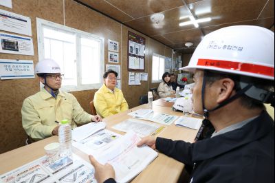윤성진 제1 부시장 해빙기 대비 동탄2지구 민간 건축공사 현장 점검 C1KS9049_resize.JPG