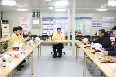 윤성진 제1 부시장 해빙기 대비 동탄2지구 민간 건축공사 현장 점검 C1KS9085_resize.JPG