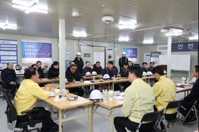 윤성진 제1 부시장 해빙기 대비 동탄2지구 민간 건축공사 현장 점검 C1KS9148_resize.JPG