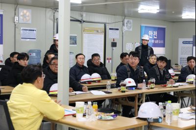 윤성진 제1 부시장 해빙기 대비 동탄2지구 민간 건축공사 현장 점검 C1KS9149_resize.JPG