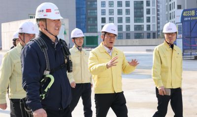 윤성진 제1 부시장 해빙기 대비 동탄2지구 민간 건축공사 현장 점검 C1KS9189_resize.JPG