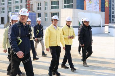 윤성진 제1 부시장 해빙기 대비 동탄2지구 민간 건축공사 현장 점검 C1KS9204_resize.JPG