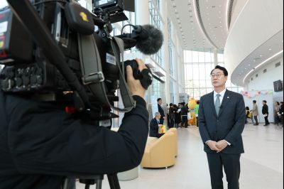 제26회 화성특례시민의날 기념식 C1KS9017_resize.JPG