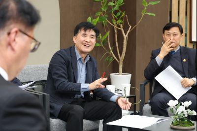 공공기관장 간담회 0D0A6549_resize.jpg