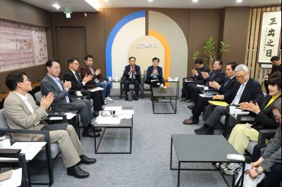 공공기관장 간담회 0D0A6668_resize.jpg