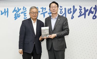 차담(강남훈 기본사회 부의원장) 20260326 강남훈 기본사회 부의원장 차담_13_resize.jpg