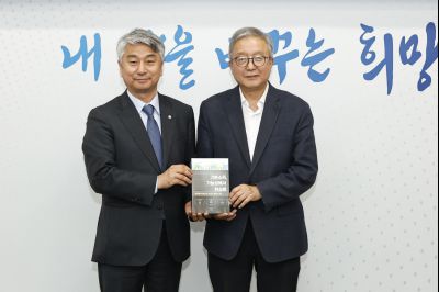 차담(강남훈 기본사회 부의원장) 20260326 강남훈 기본사회 부의원장 차담_17_resize.jpg