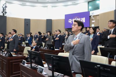 화성시의회 개원 35주년 기념식 및 제249회 임시회 제2차 본회의 0D0A4451_resize.jpg