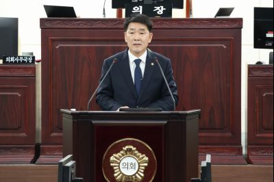 화성시의회 개원 35주년 기념식 및 제249회 임시회 제2차 본회의 0D0A4489_resize.jpg