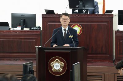 화성시의회 개원 35주년 기념식 및 제249회 임시회 제2차 본회의 0D0A4876_resize.jpg