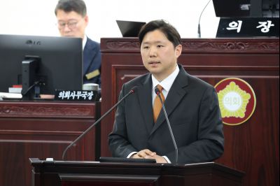 화성시의회 개원 35주년 기념식 및 제249회 임시회 제2차 본회의 0D0A5113_resize.jpg