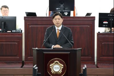 화성시의회 개원 35주년 기념식 및 제249회 임시회 제2차 본회의 0D0A5135_resize.jpg