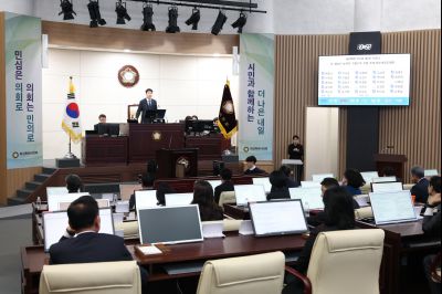 화성시의회 개원 35주년 기념식 및 제249회 임시회 제2차 본회의 0D0A5327_resize.jpg