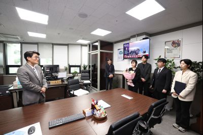 신규공직자 임용장 교부 0D0A5592_resize.jpg