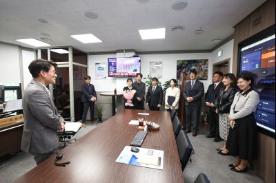 신규공직자 임용장 교부 0D0A5611_resize.jpg