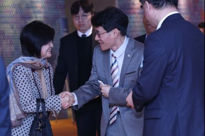 제2회 화성특례시 기업인의 날 기념식 C1KS3160_resize.JPG