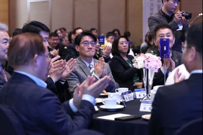 제2회 화성특례시 기업인의 날 기념식 C1KS3169_resize.JPG