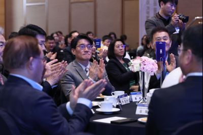 제2회 화성특례시 기업인의 날 기념식 C1KS3170_resize.JPG