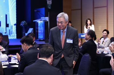 제2회 화성특례시 기업인의 날 기념식 C1KS3227_resize.JPG