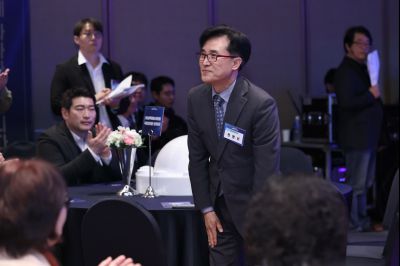 제2회 화성특례시 기업인의 날 기념식 C1KS3229_resize.JPG