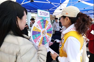 제54회 보건의 날 기념행사 C1KS4478_resize.JPG