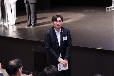 제54회 보건의 날 기념행사 C1KS4594_resize.JPG