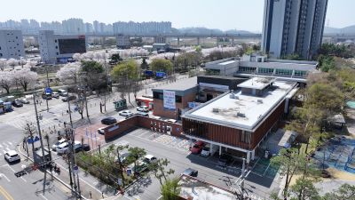 만세구 보건소 청사 항공사진 DJI_20260412192627_0033_D_resize.JPG