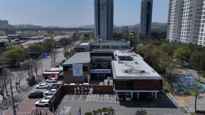 만세구 보건소 청사 항공사진 DJI_20260412192656_0038_D_resize.JPG