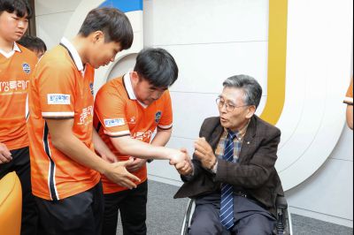 롯데 전국시각장애인축구대회(전맹부) 우승 봉납식 0D0A6135_resize.jpg