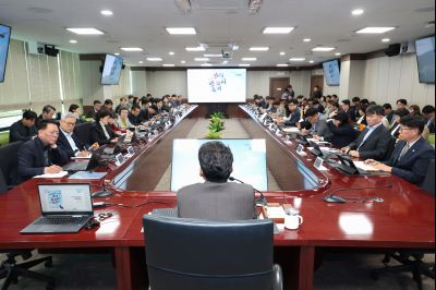 시정전략회의(뱃놀이 축제, 정조 효마라톤 사업 추진 관련) 0D0A6604_resize.jpg