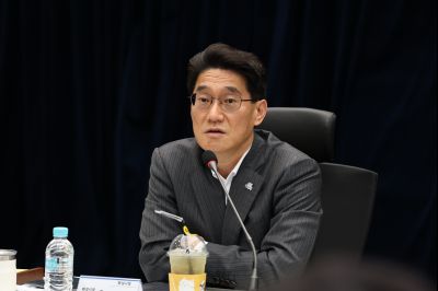 화성시 돌봄통합지원 실행 방안 연구 용역 중간보고회 C1KS6153_resize.JPG